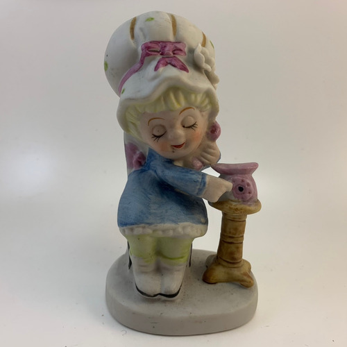 Figura Porcelana - Niña Con Telefono - Antigua