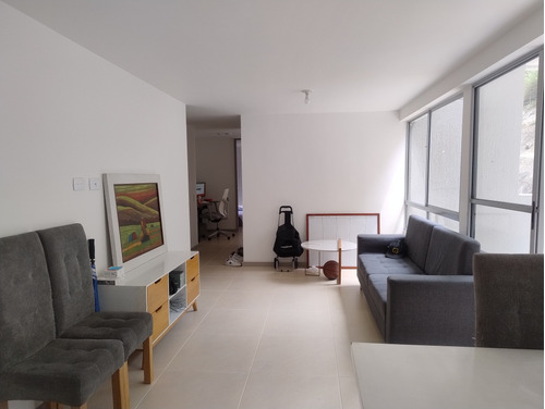 Apartamento En Envigado, La Cuenca 66m2