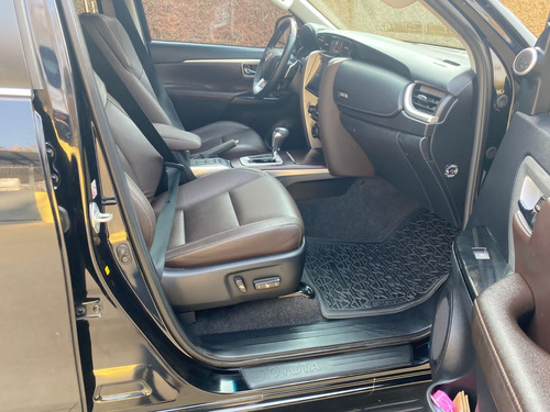 Imagem 10 de 15 de Toyota Hilux Sw4 Srx 2.8 2019