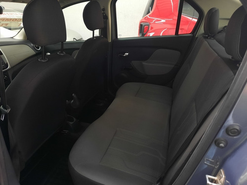 Renault Logan 2014 1.6 Expression Hi-power 4p