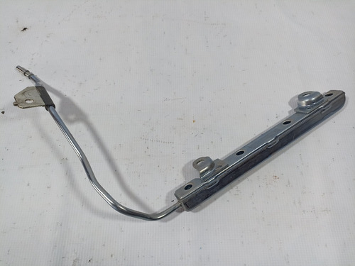 Riel Inyectores Toyota Prius 1.8 15-22 Original (Usado)