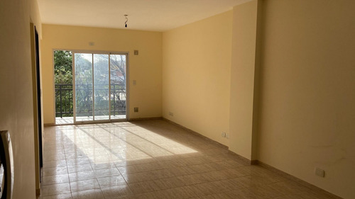 Imagen 3 de 8 de Departamento De 38mts, Luminoso Con Balcon.