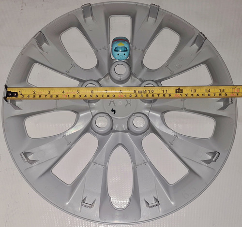4 Tapacubos ( Tapones ) Rin De Acero Para Kia Forte. (Usado)