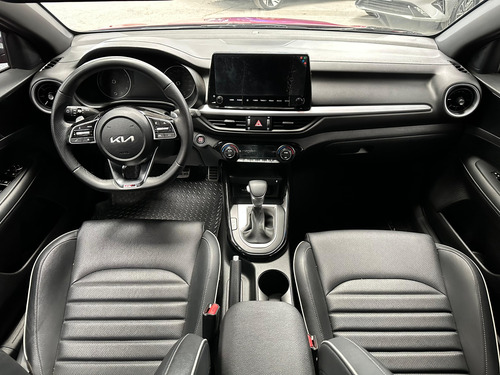 Kia Forte 4p GT Line L4/2.0 Auto
