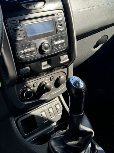 Renault Duster Oroch 1.6 Outsider