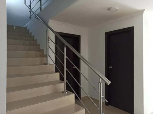 Imagen 6 de 12 de Bella Casa Quinta En Piedra Pintada Valencia Inc-098
