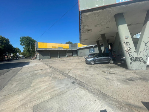 Local / Deposito / Oficinas / Cocheras Estacionamiento / Galpón / Alquiler En Barracas Distrito Del Diseño / Oportunidad