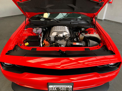 Dodge Challenger 6.2 Srt Hellc At