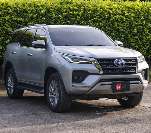 Fortuner Srv Diesel 2.4l