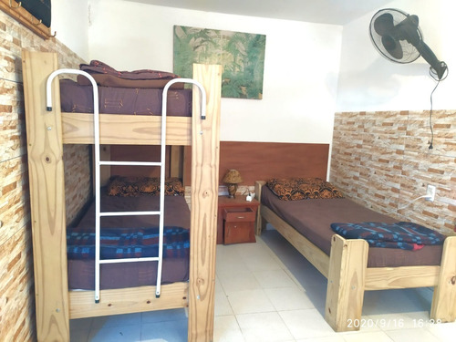 Imagen 3 de 30 de Https://casa.mercadolibre.com.uy/mlu-626450050-alquileres-en-piriapolis-a-dos-del-mar-en-pleno-centro-y-zona-residencial-y-comercial-wifi-videovigilancia-perimetral-las-24-hrs