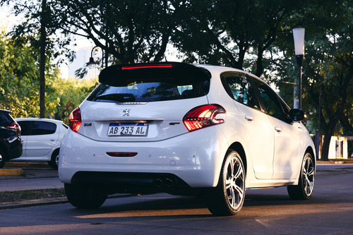 Peugeot 208 1.6 Gt Thp