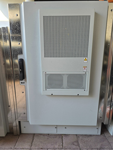 Gabinete Telecomunicaciones Exterior Con Clima Gris (Usado)