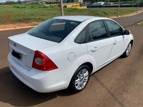 Imagem 5 de 10 de Ford Focus Sedan 2.0 Glx