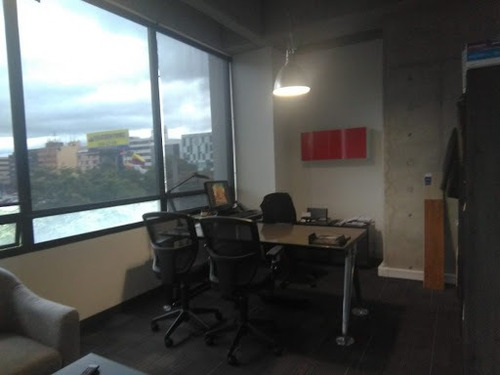 Imagen 3 de 5 de Consultorios En Venta La Carolina 589-973