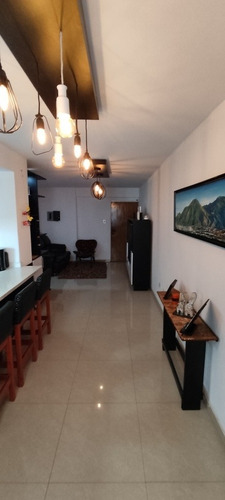 Imagen 3 de 8 de Apartamento De Lujo, Las Delicias Maracay