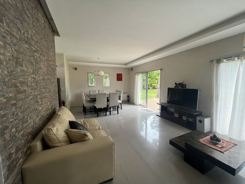 4 Ambientes | Av. Enrique Shaw Al 2300