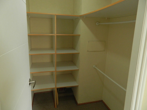 Un Dormitorio, Lindo Depto., Terraza, Comodos Espacios, Lira