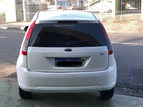 Imagem 4 de 7 de Ford Fiesta 1.6 Rocam Hatch 8v 2013