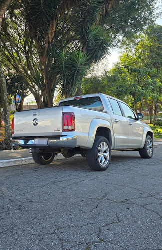 Volkswagen Amarok 3.0 Highline Cab. Dupla V6 4x4 Aut. 4p 8 marchas