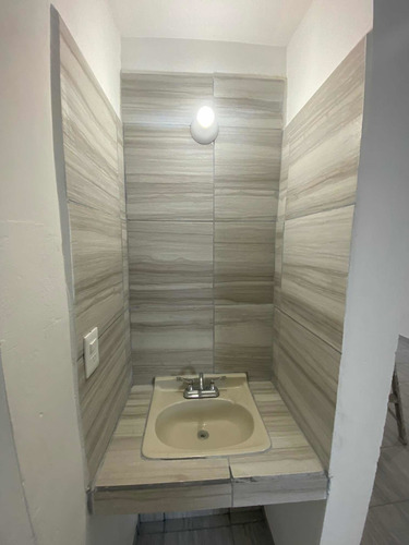 Imagen 6 de 12 de Valle De Infonavit Valle Verde 3 Rec, 1 Baño,