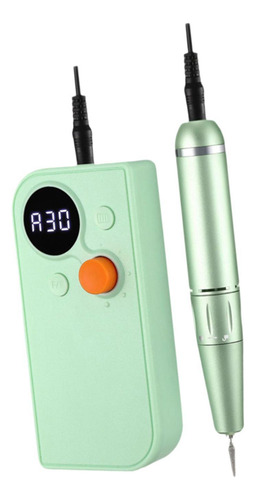 Con Herramienta De Pulido De Puntas De Uñas, Pantalla Verde