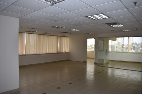 Imagen 1 de 30 de Se Vende O Arrienda Oficina Word Trade Center Barranquilla