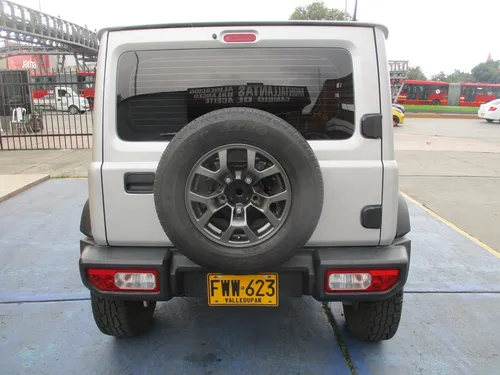 Suzuki Jimny 4x4 1500cc Mt Aa