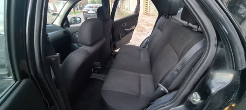 Imagen 9 de 15 de Fiat Siena 1.4 El Pack Attractive 2013