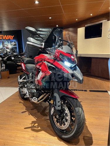 Imagen 2 de 15 de Benelli Trk 502
