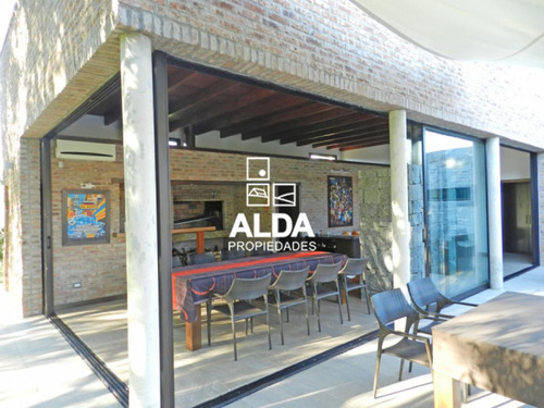 Casa Proa Al Mar Piriápolis 3 Dorms Venta Ca101357