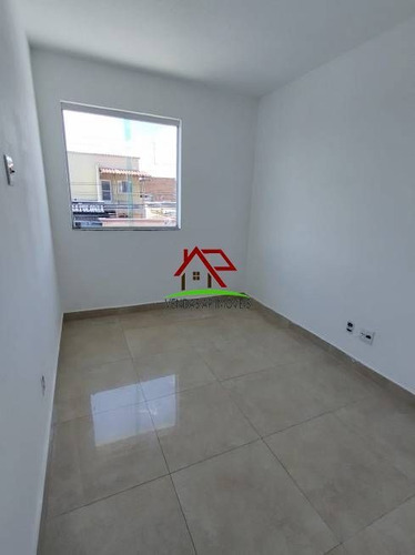 Imagem 13 de 18 de Ótima Casa Duplex De 02 Quartos No Rio Branco! - 2405