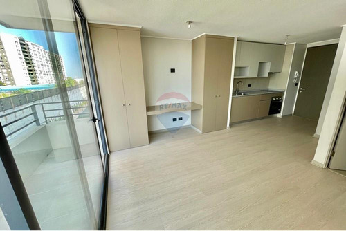 Estudio Nuevo Con Amplio Balcón En Ñuñoa, Piso 4