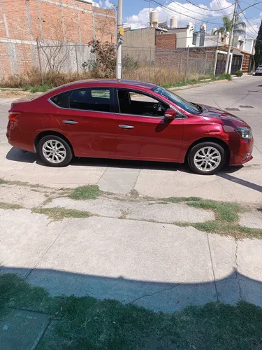 Nissan Sentra 1.8 Advance Cvt