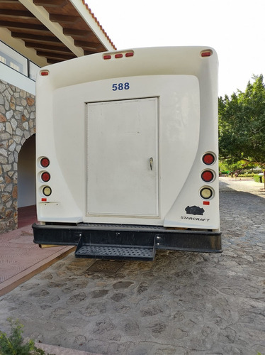 Imagen 6 de 8 de Ford F550