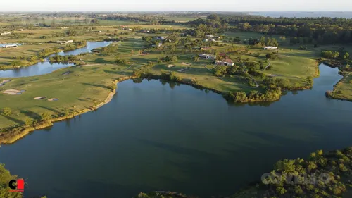 Terreno En Venta De 2795m2 En Barrio Privado Carmelo Golf