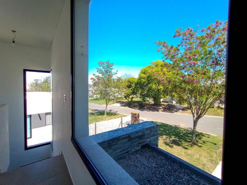 Imagen 21 de 30 de ¡precio Especial Por Las Fiestas! Casa En Venta San Matías 6 Ambientes A Estrenar, Área 4 - Escobar