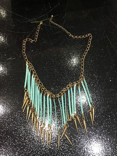 Collar  Tiras Verdes Con Puas