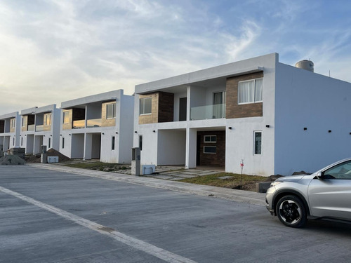 Casa Nueva En Pachuca A 5 Minutos De Centro Comercial Explanada Pachuca