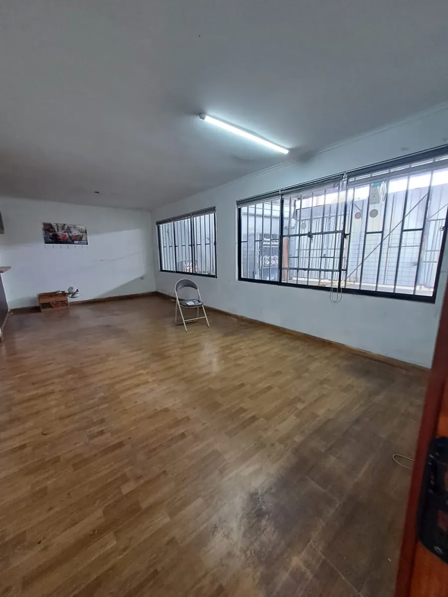 Imagen 3 de 12 de Se Vende Casa Con Local Comercial En Tadeo Haenke, Iquique