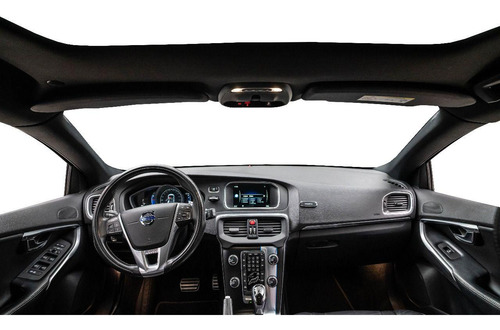 Volvo V40 T5 Rdesign