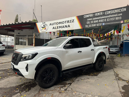 Nissan Frontier 4.0 Pro-4x V6 4x4 At