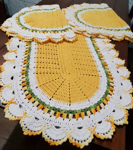 Tapete Em Crochê Oval Com Tulipas 85 Cm 50 Cm Xadrez Amarelo