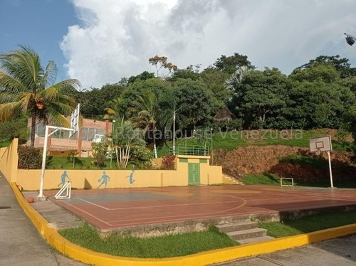 Imagen 9 de 14 de Eloisa Mejia Rentahouse Vende Townhouse En Manantial Naguanagua 22-1267