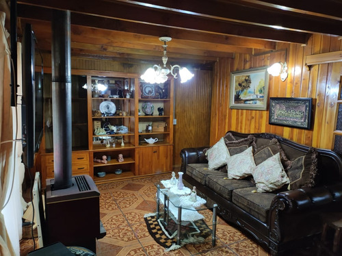 Casa De Hospedaje Sector Av. P. Montt Con Francia