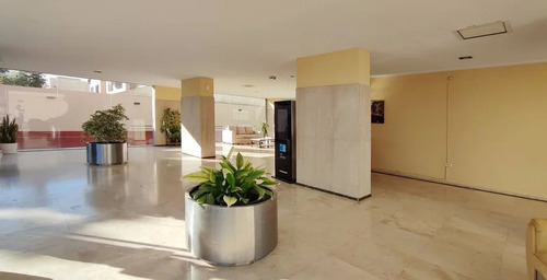 Departamento 2 Ambientes, Torre Del Pilar. Pilar Centro