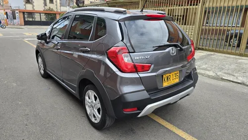 Honda WR-V LX 1.5 MT