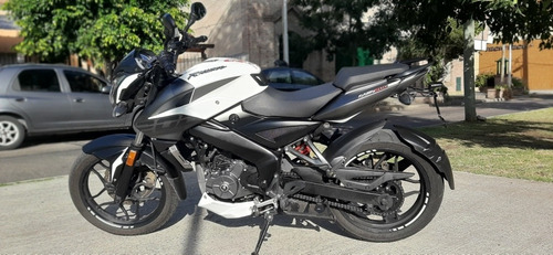 Imagen 6 de 15 de Bajaj Rouser Ns 200