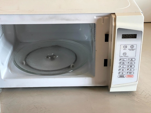 Microondas White Westinghouse Buen Estado