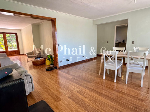 Cómoda Y Acogedora En Barrio Residencial