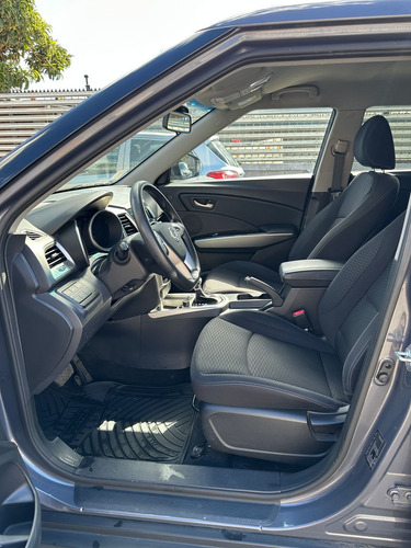 SsangYong Tivoli 1.6 4x2 At Full Tv1111